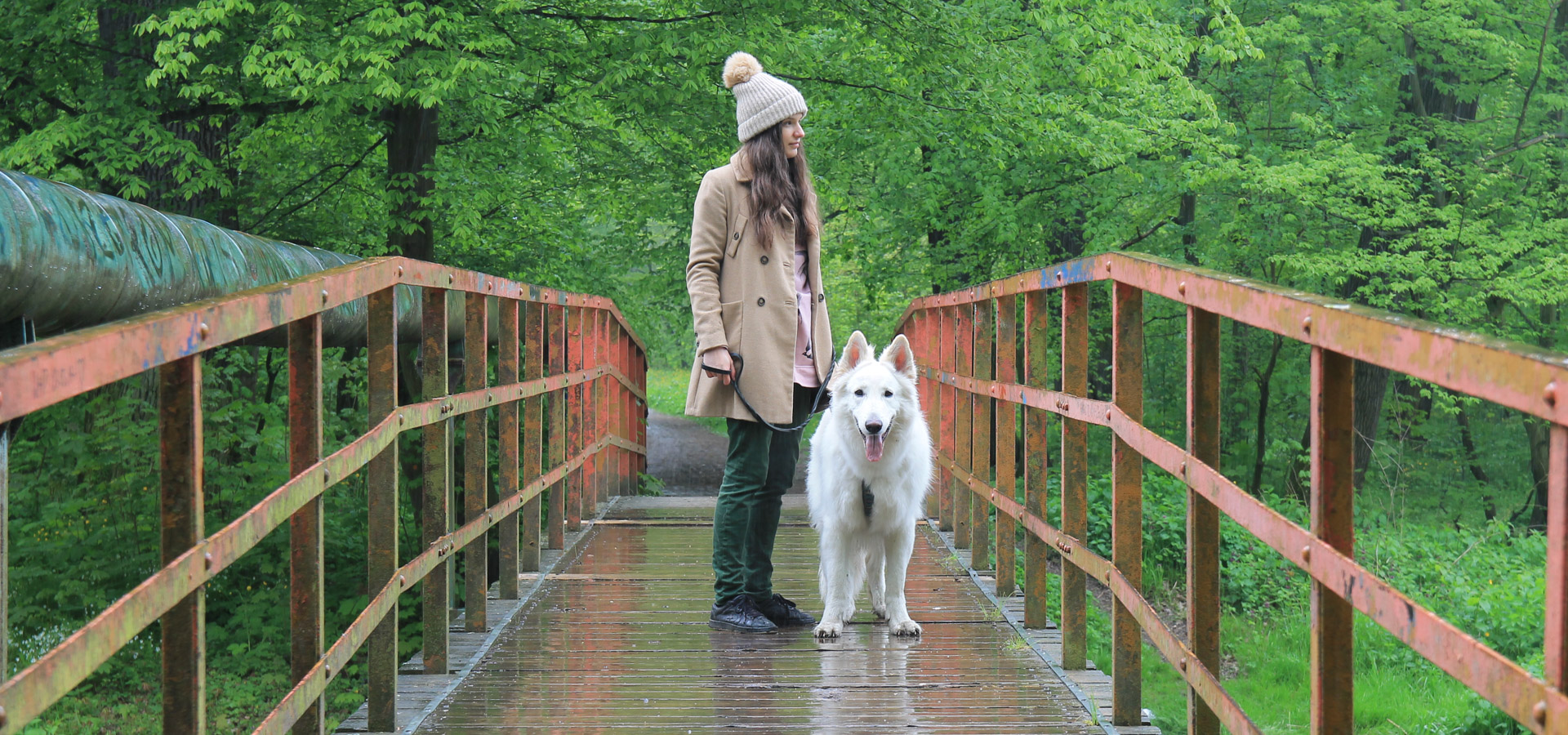 Kąty Wrocławskie park miejski - most nad rzeką